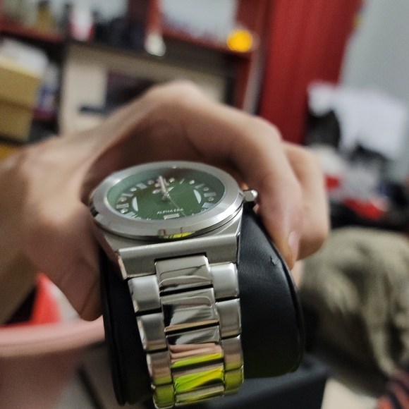Alpha Era Watch From "SHOP GLD" - Picture 8 of 11
